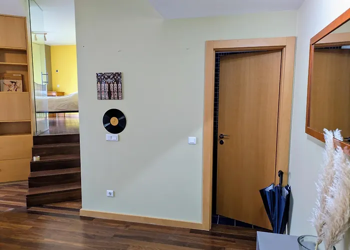 Special Loft شقة بورتو